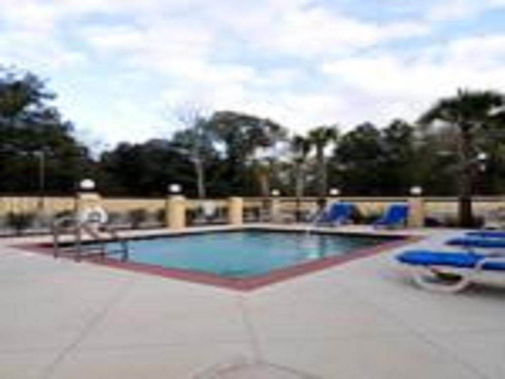 Days Inn By Wyndham Semmes Mobile Buitenkant foto