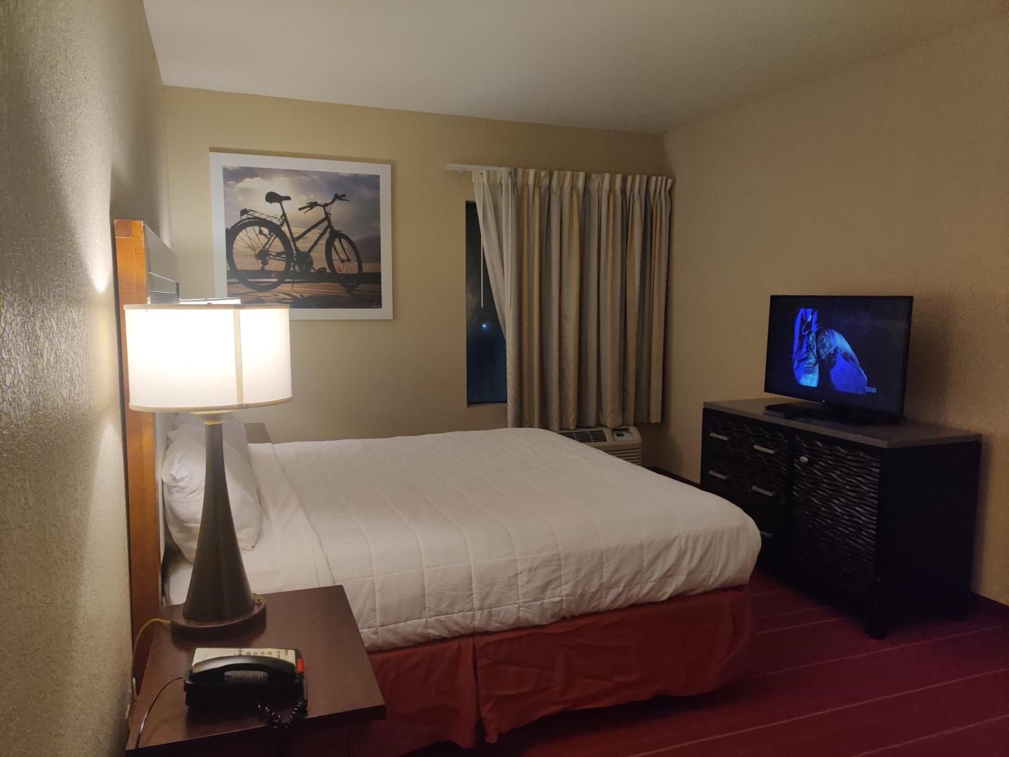 Days Inn By Wyndham Semmes Mobile Buitenkant foto