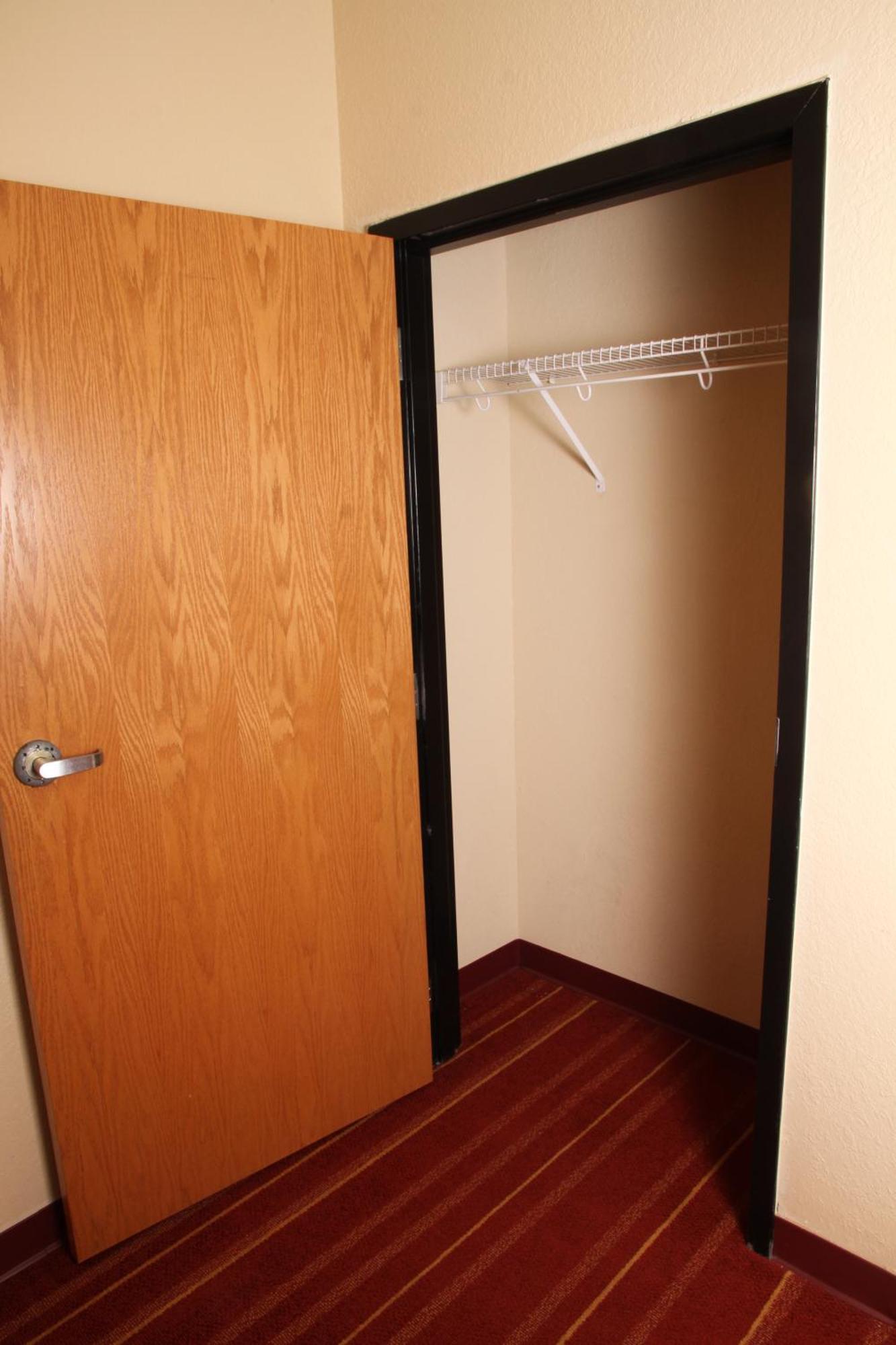 Days Inn By Wyndham Semmes Mobile Buitenkant foto