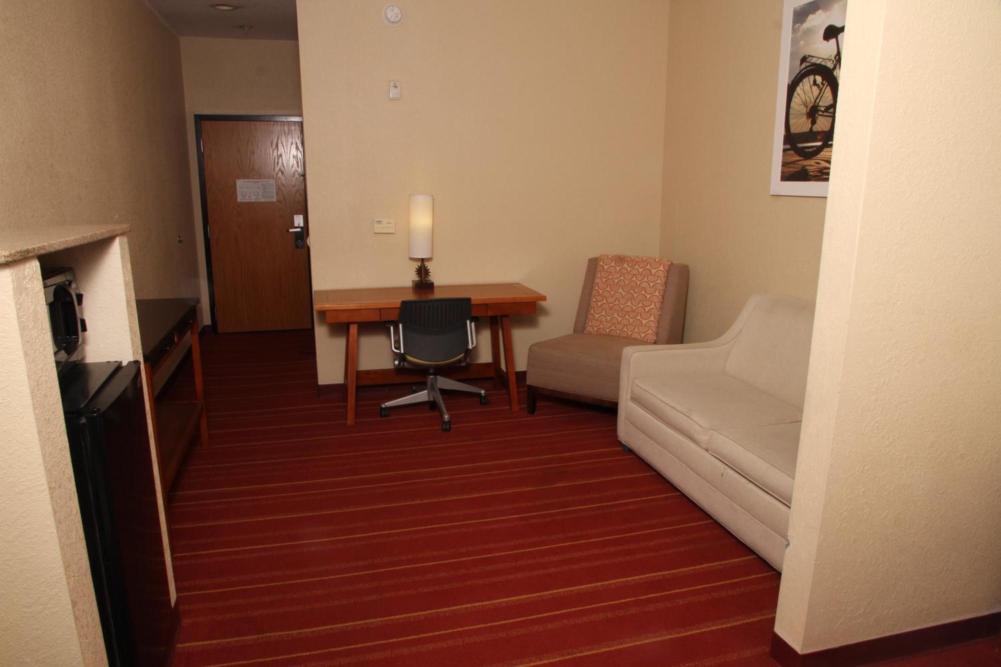 Days Inn By Wyndham Semmes Mobile Buitenkant foto
