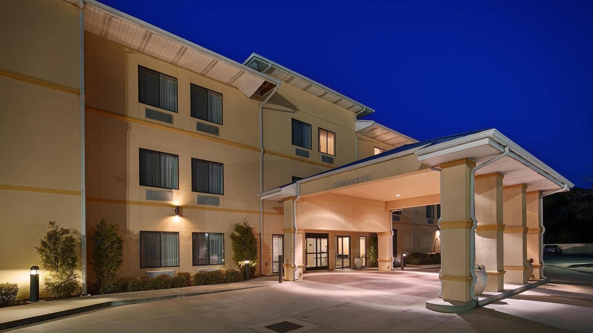 Days Inn By Wyndham Semmes Mobile Buitenkant foto